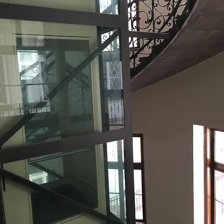 Apartment Standard By Hi5-rozsa Street